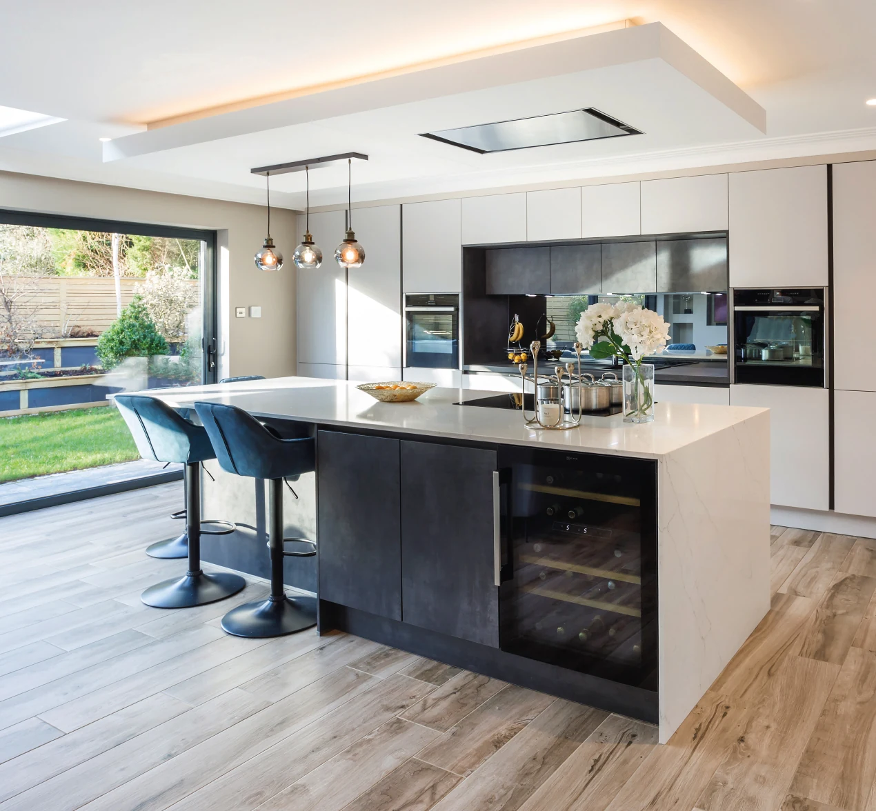 Contemporary kitchen